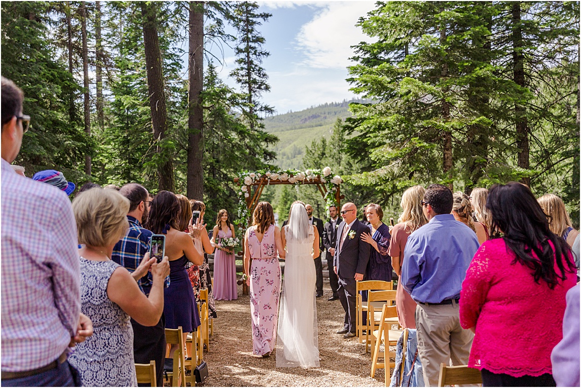 Bend-Oregon-Wedding-Photographer-105.jpg